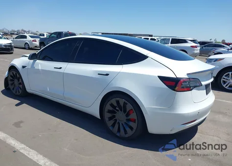 2021 Tesla Model 3 Performance Dual Motor All-Wheel Drive z USA, uszkodzony, nr VIN 5YJ3E1EC2MF001553